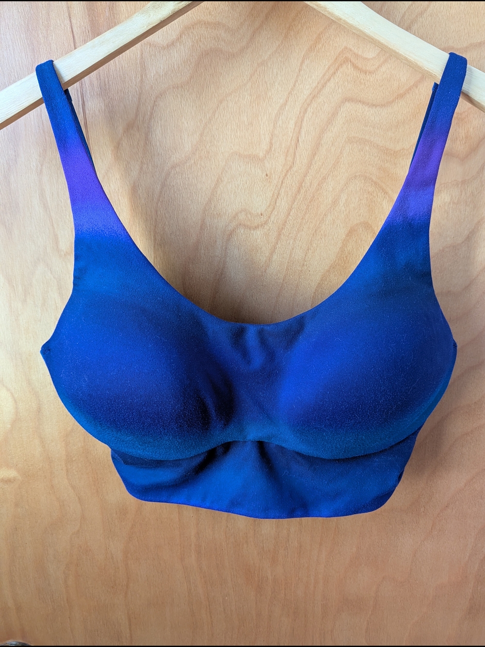 Victoria's Secret Active On Allegro Sports Bra
